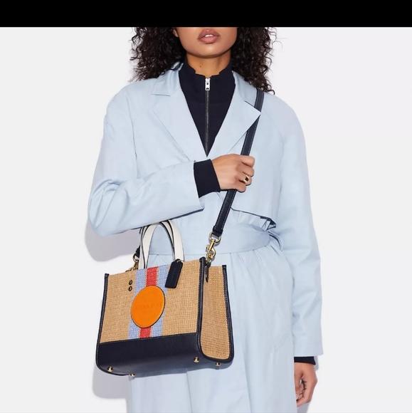 ***COACH Dempsey Carryall In Signature Jacquard With Stripe Patch, Multi NWT - Picture 2 of 3